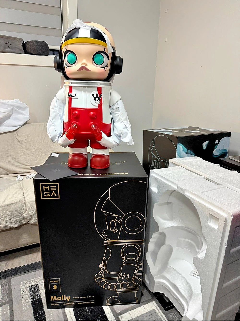 POP MART Molly Space Molly Astronaut Figure